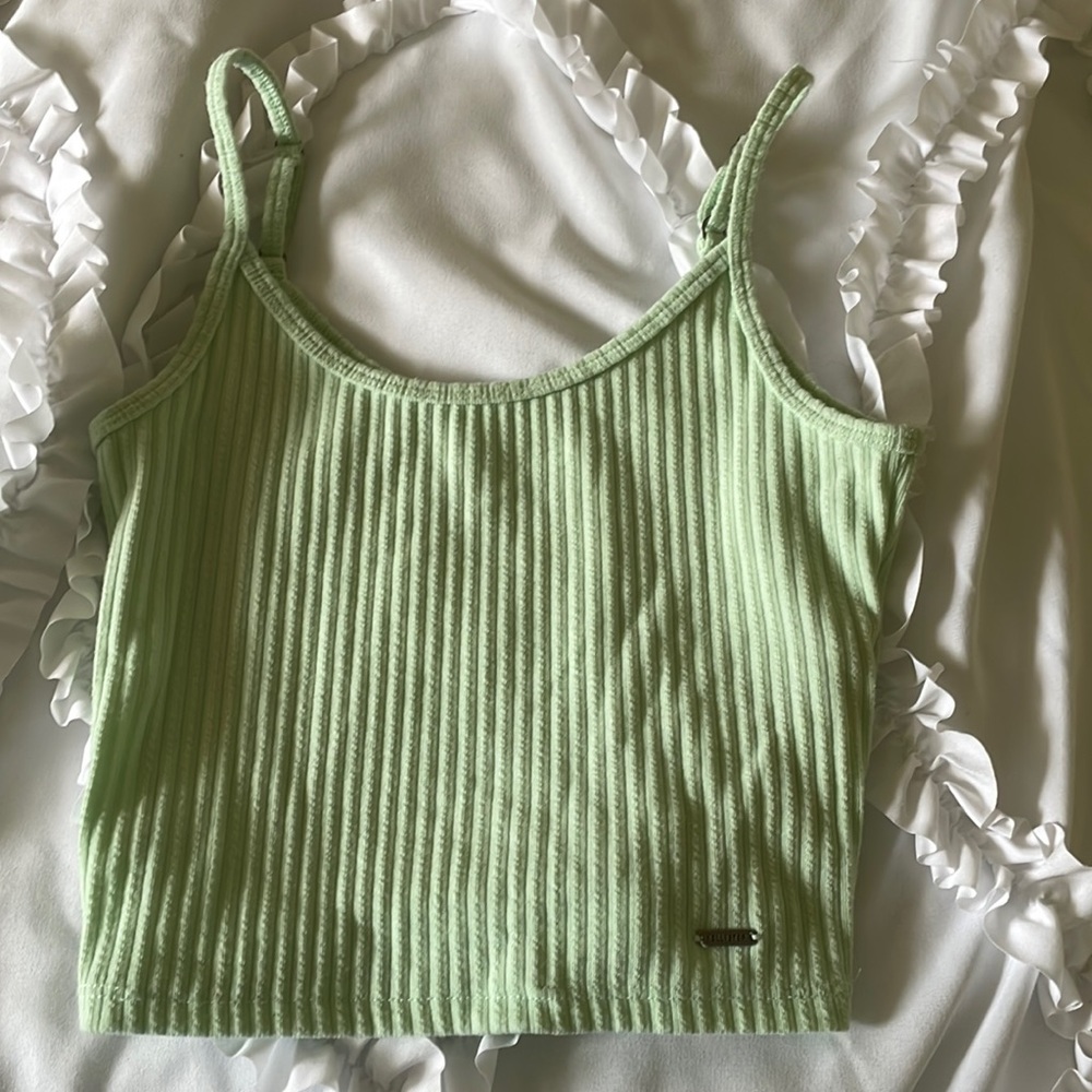 I’m selling so I can give my clothes away to people that want it